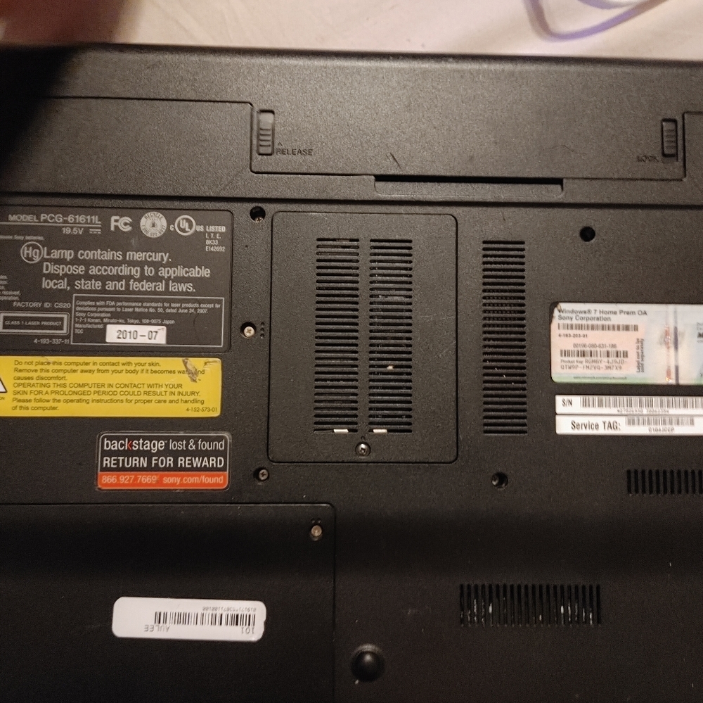 Labtop - Picture 5 of 7